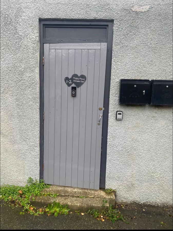 Poppy'S Place Llandudno Junction Esterno foto